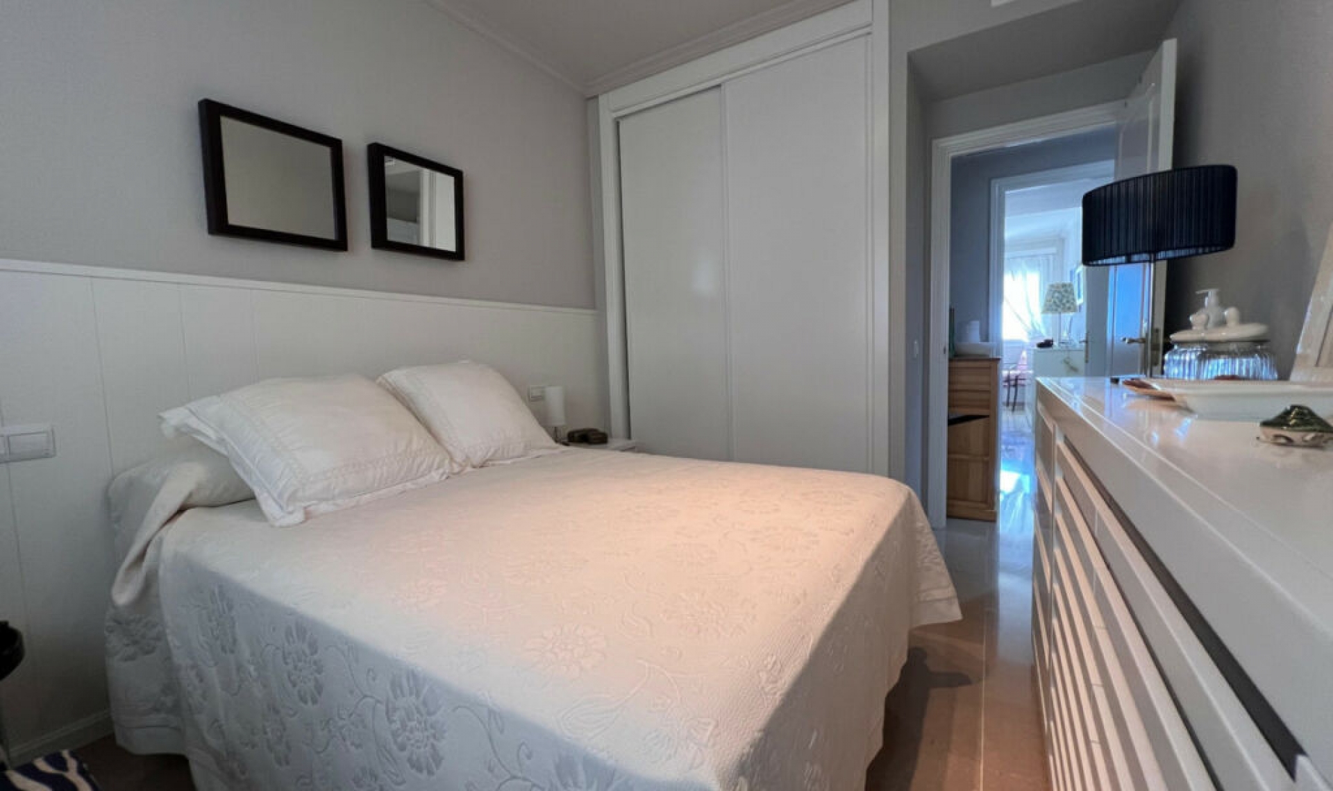Resale - Apartment -
Estepona