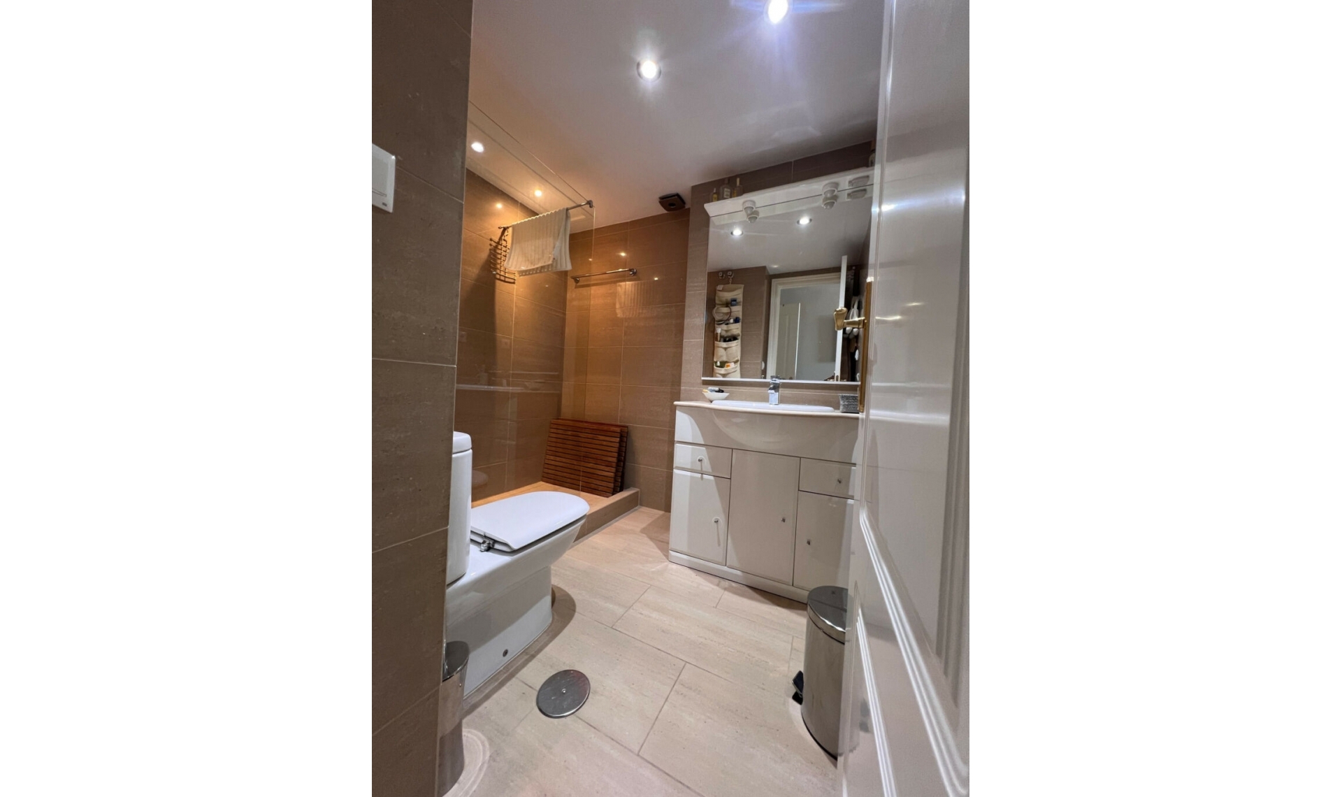 Resale - Apartment -
Estepona