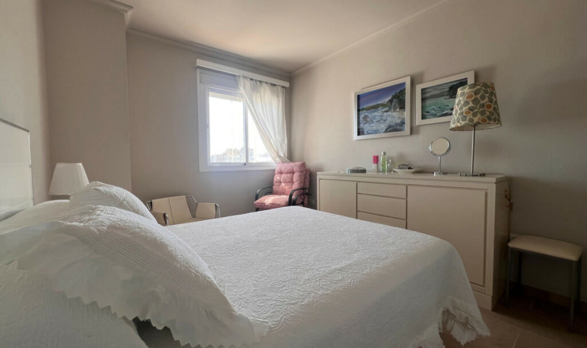 Resale - Apartment -
Estepona
