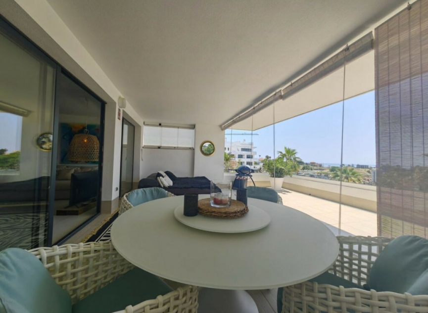 Resale - Apartment -
Estepona