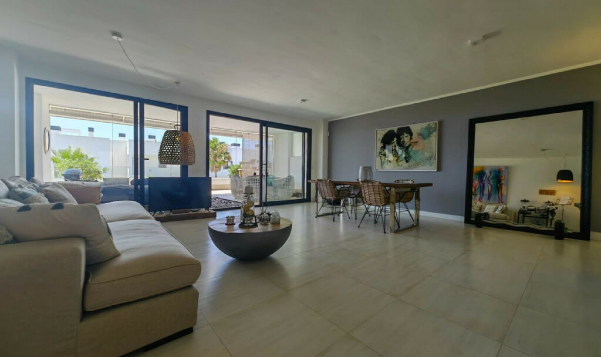 Resale - Apartment -
Estepona