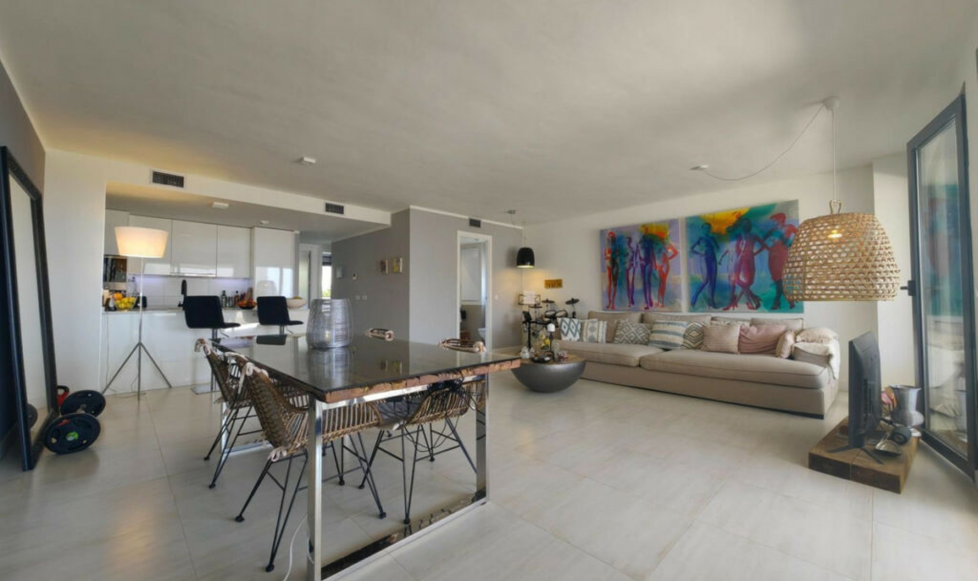 Resale - Apartment -
Estepona