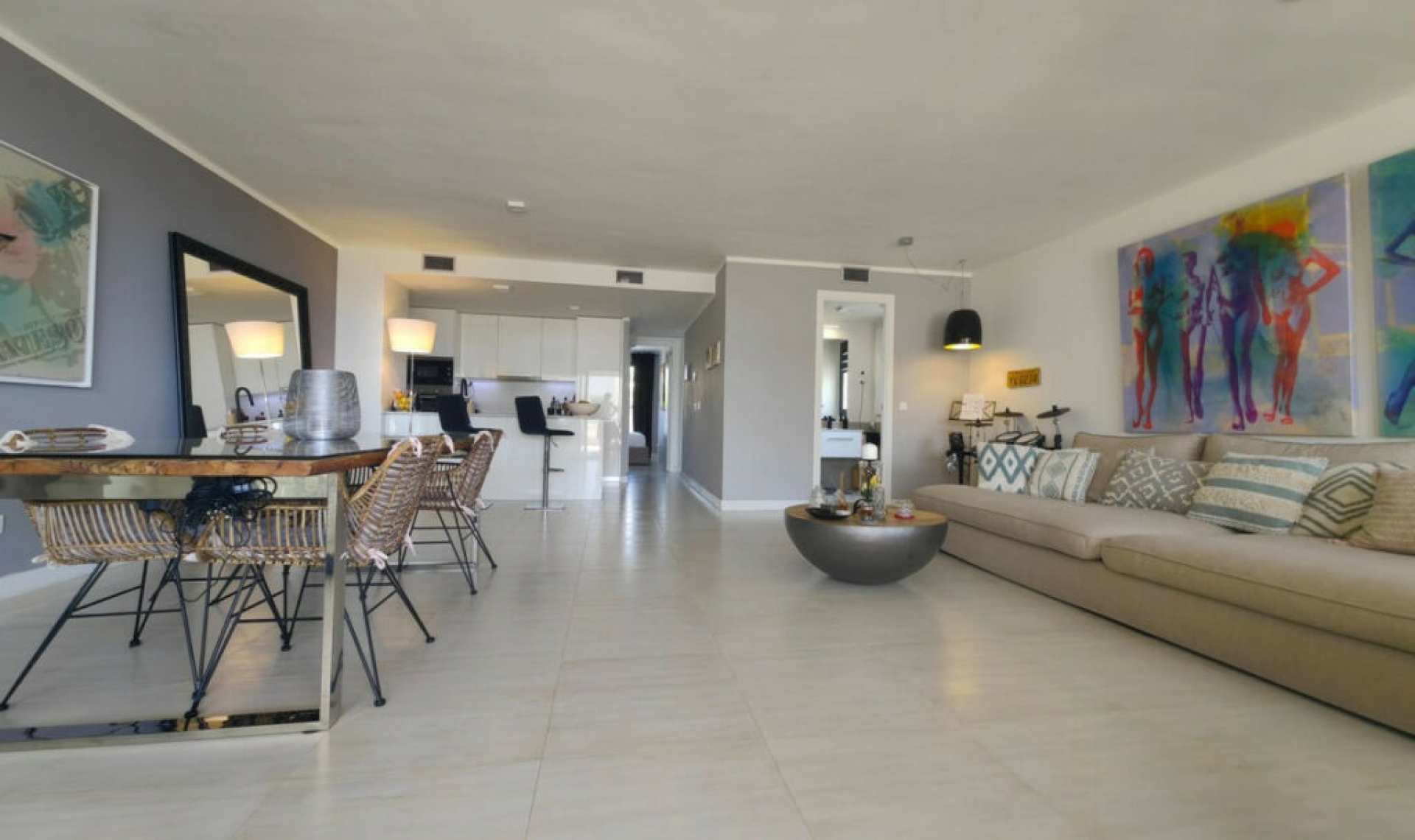 Resale - Apartment -
Estepona