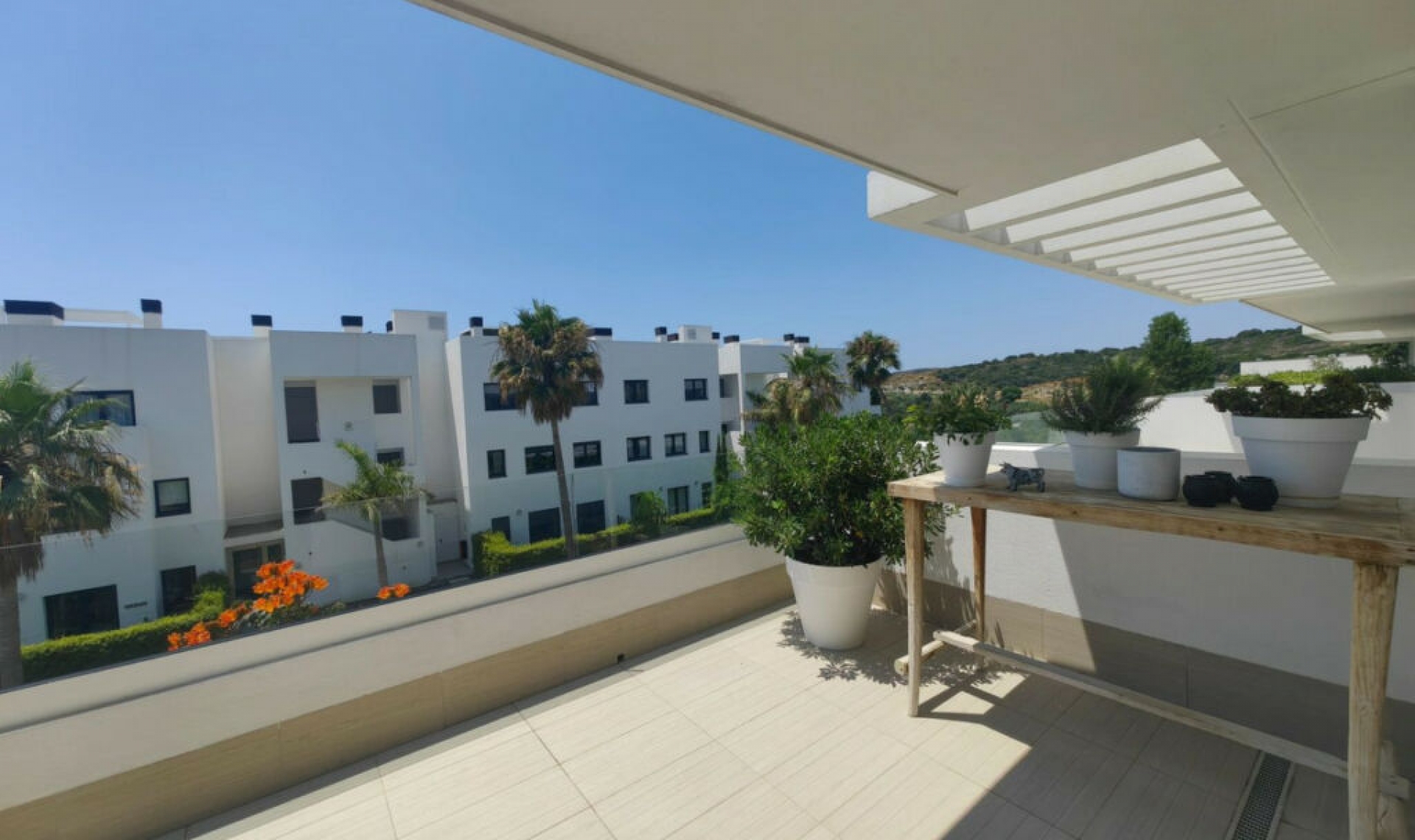 Resale - Apartment -
Estepona