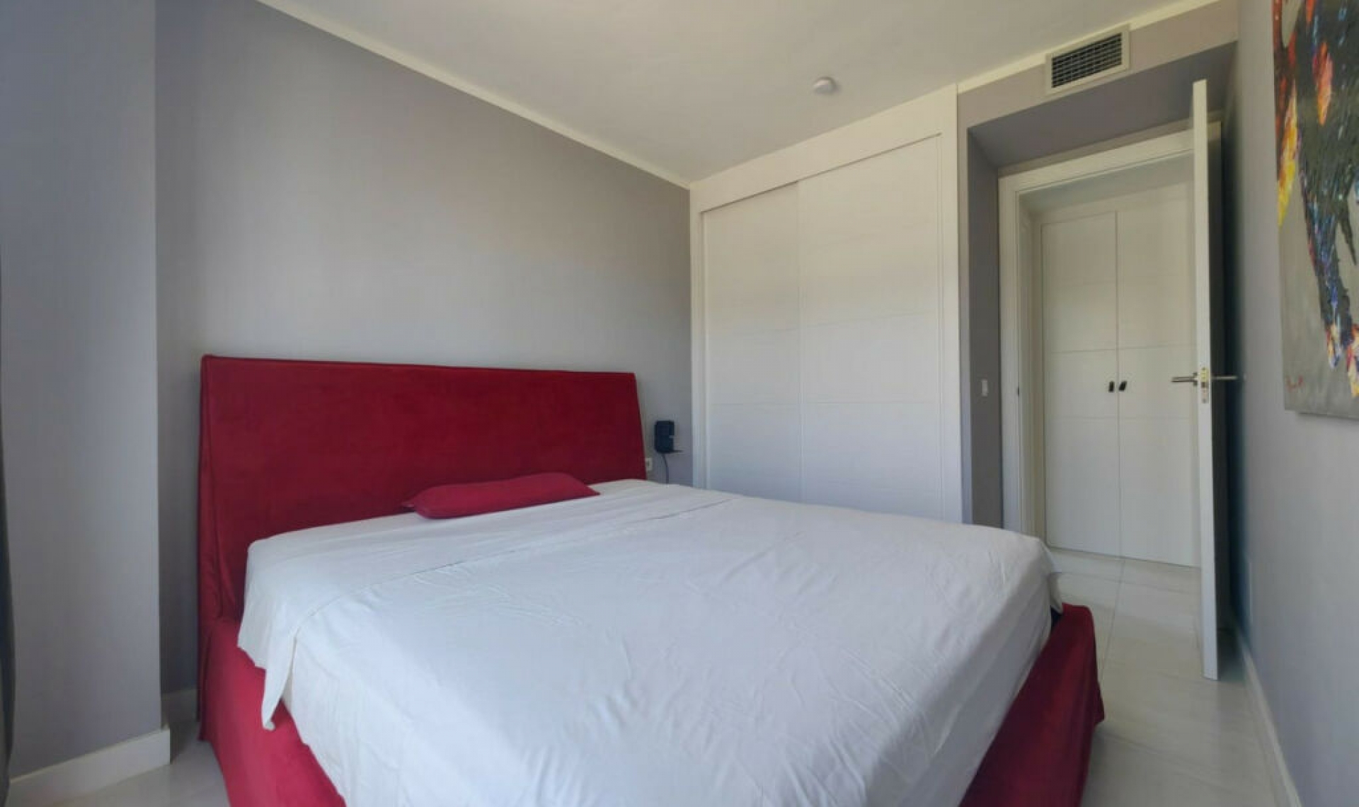 Resale - Apartment -
Estepona