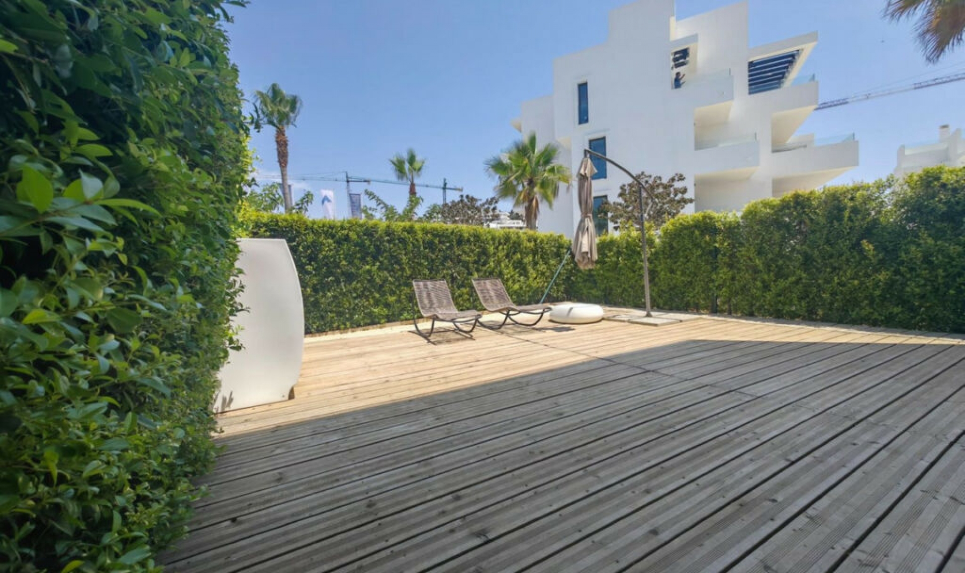 Resale - Apartment -
Estepona