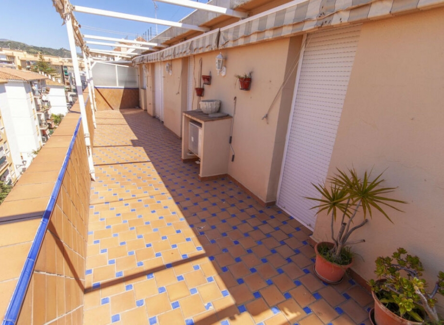 Resale - Apartment -
Estepona