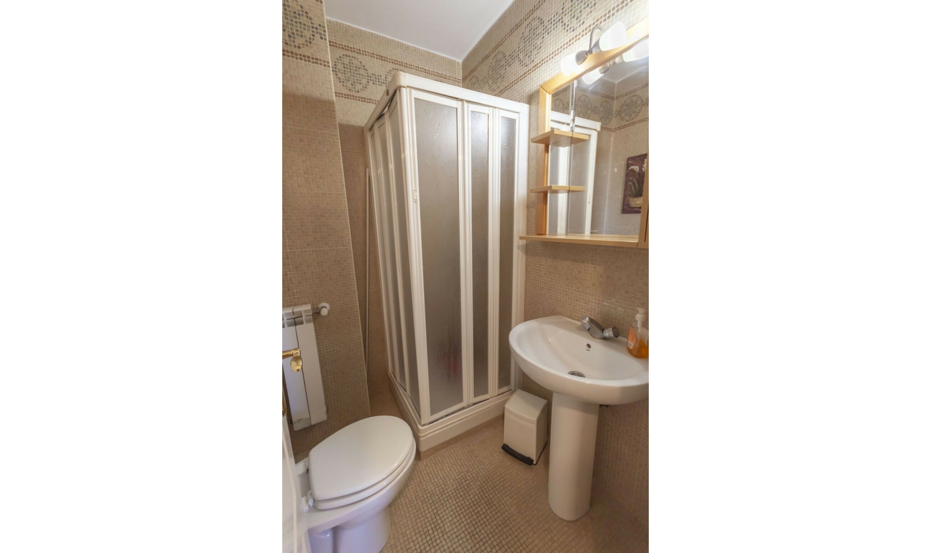 Resale - Apartment -
Estepona
