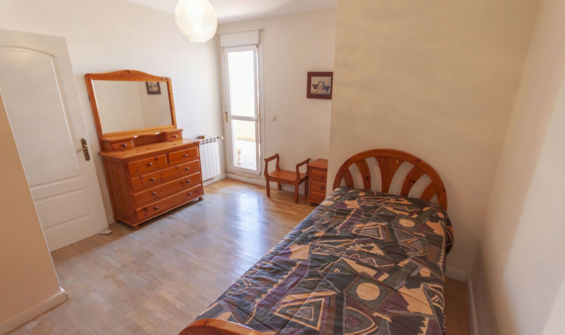 Resale - Apartment -
Estepona