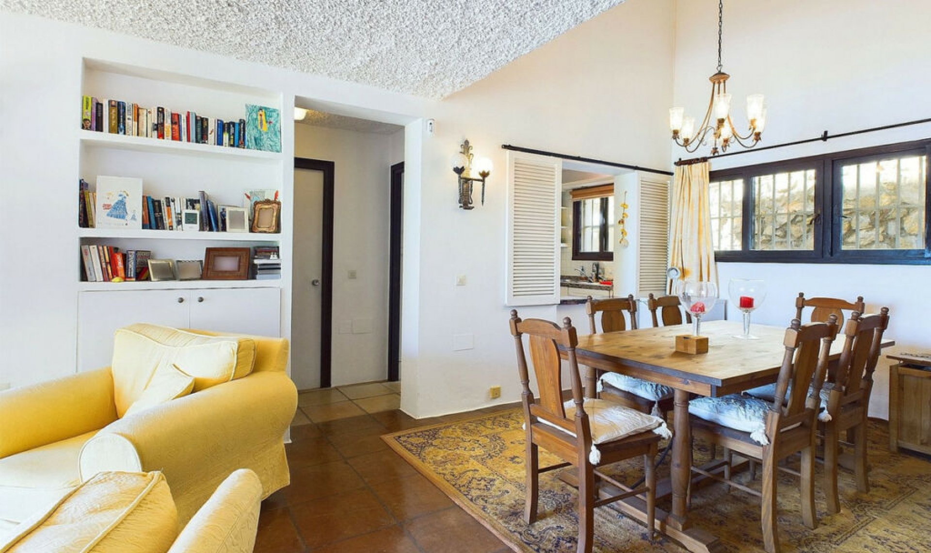 Resale - Apartment -
Estepona