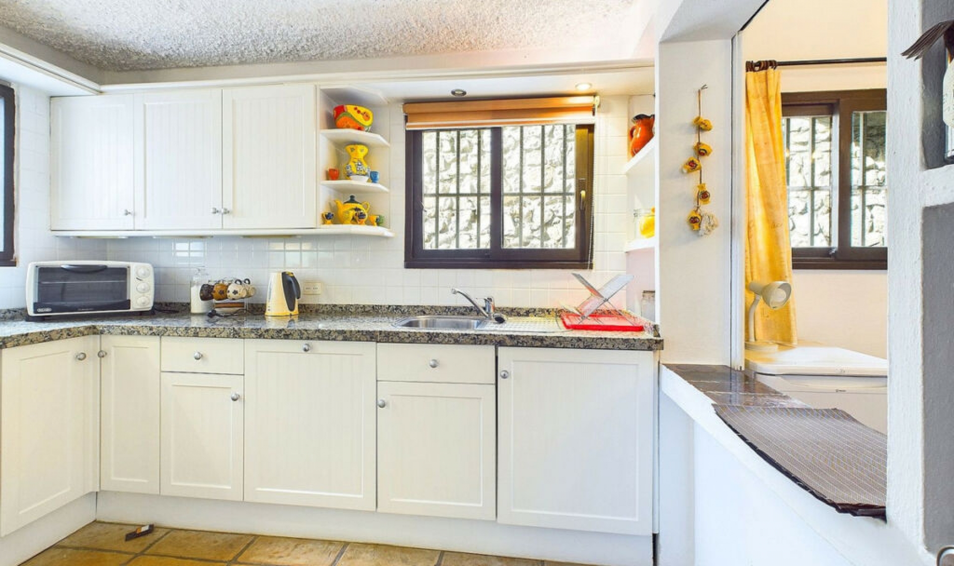 Resale - Apartment -
Estepona