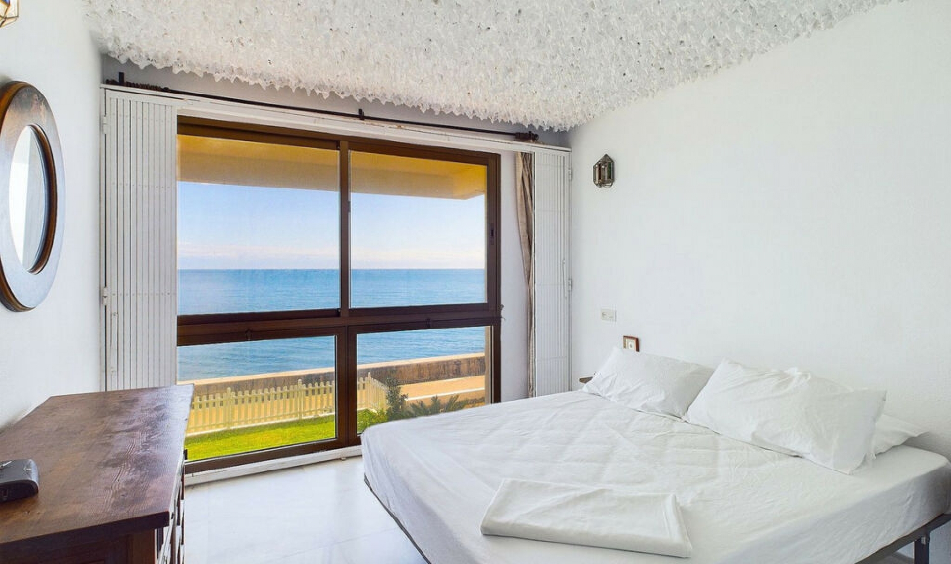 Resale - Apartment -
Estepona