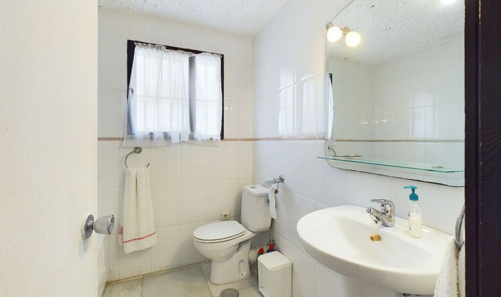 Resale - Apartment -
Estepona