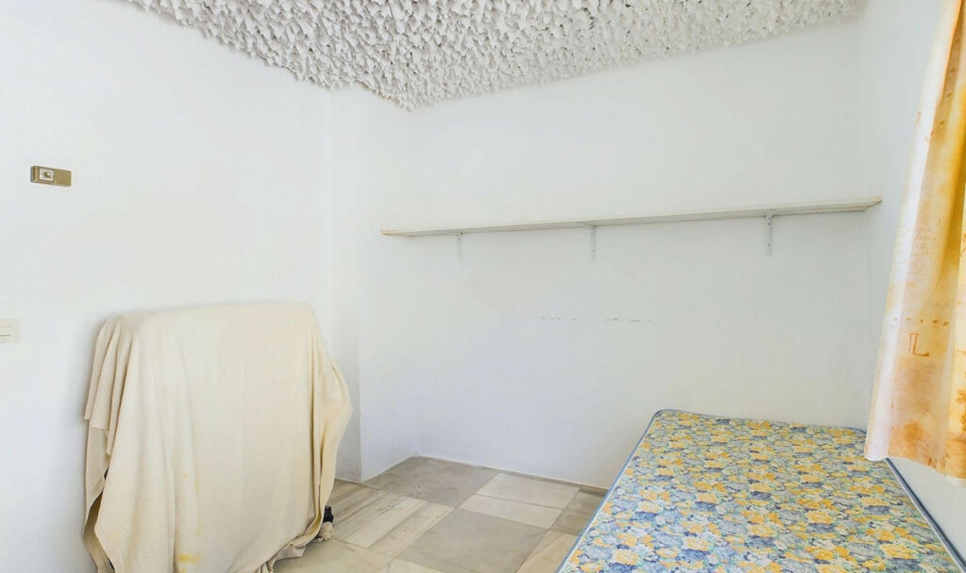 Resale - Apartment -
Estepona