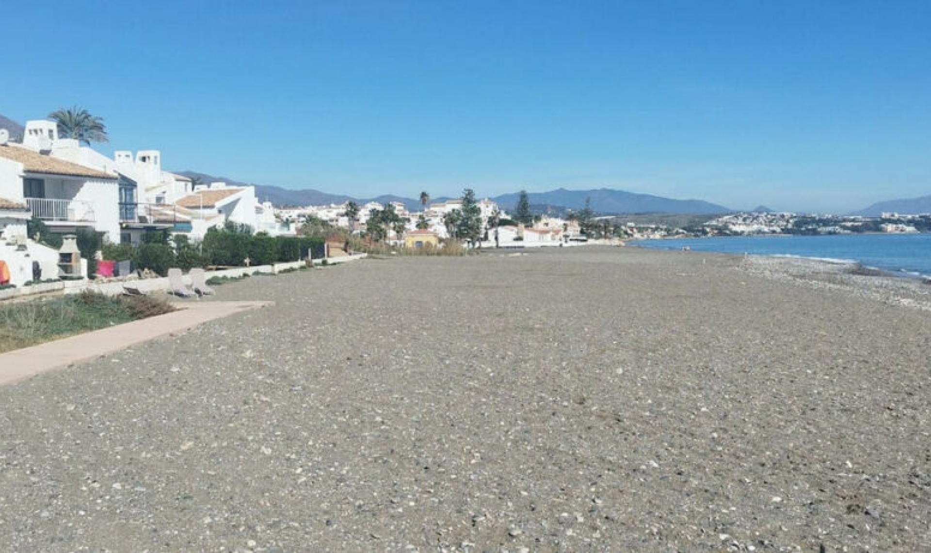 Resale - Apartment -
Estepona
