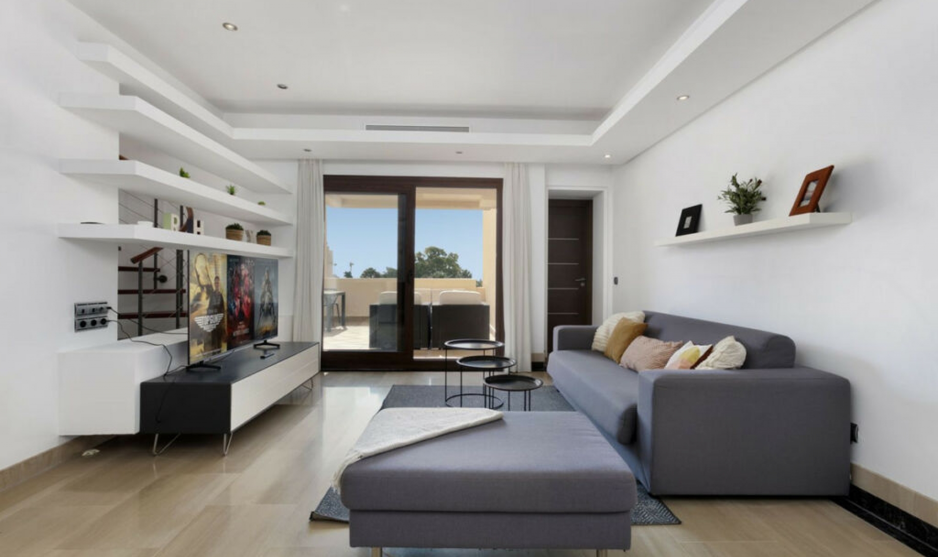 Resale - Apartment -
Estepona