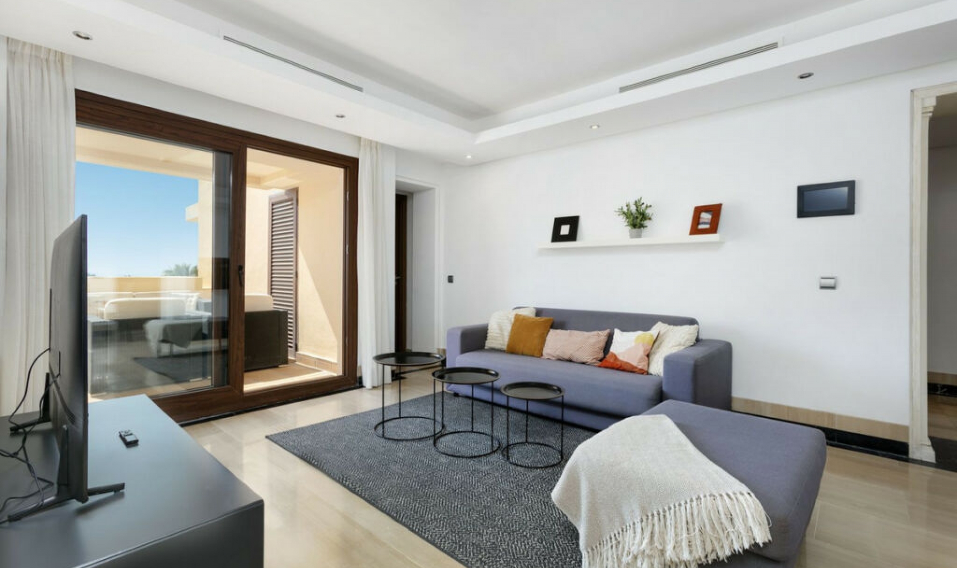 Resale - Apartment -
Estepona