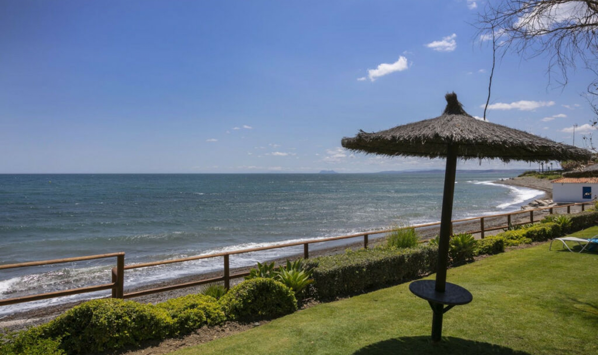 Resale - Apartment -
Estepona