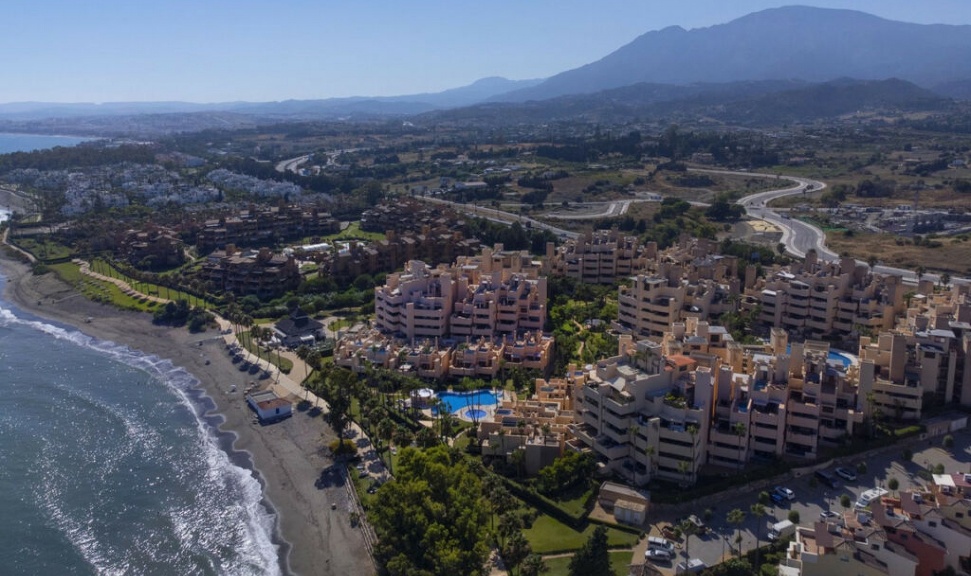 Resale - Apartment -
Estepona