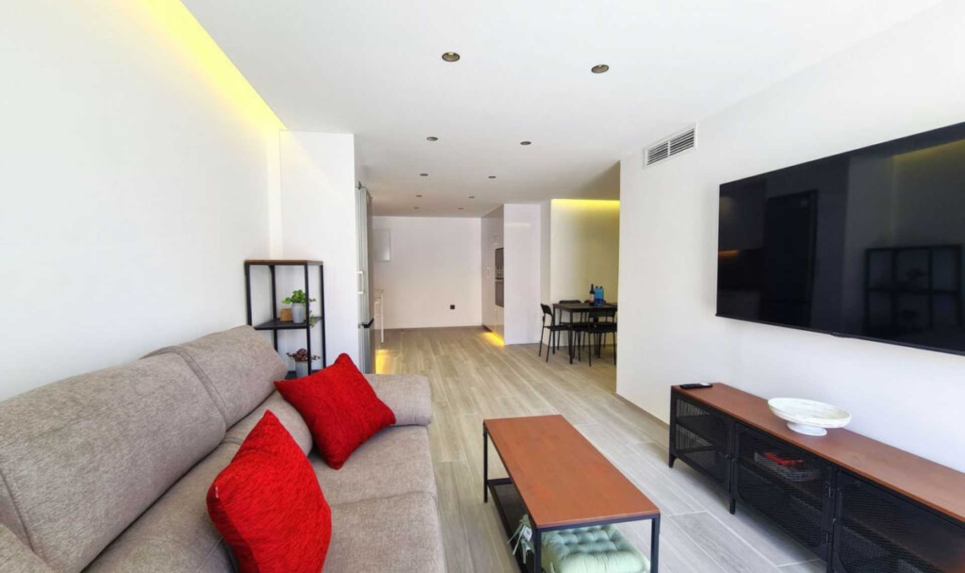 Resale - Apartment -
Estepona