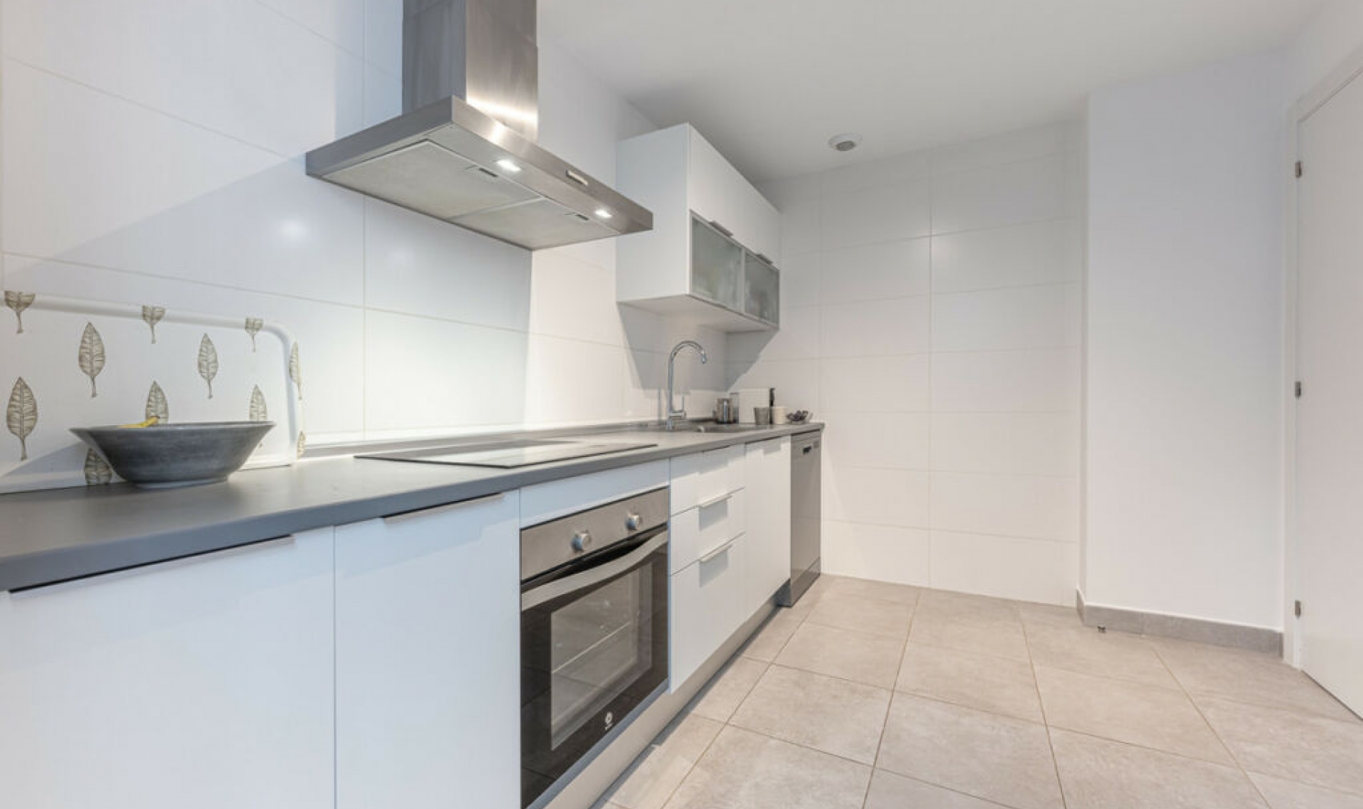 Resale - Apartment -
Estepona
