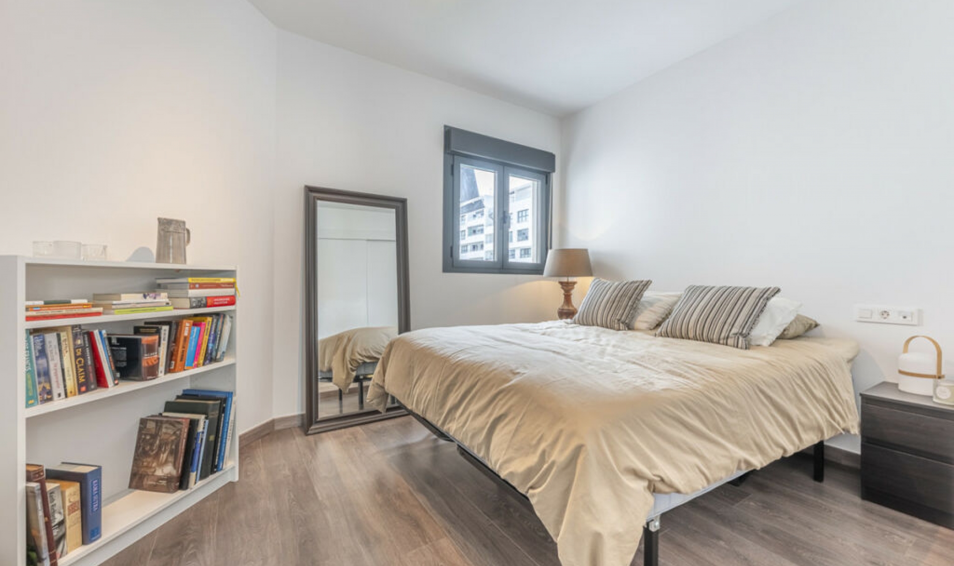 Resale - Apartment -
Estepona