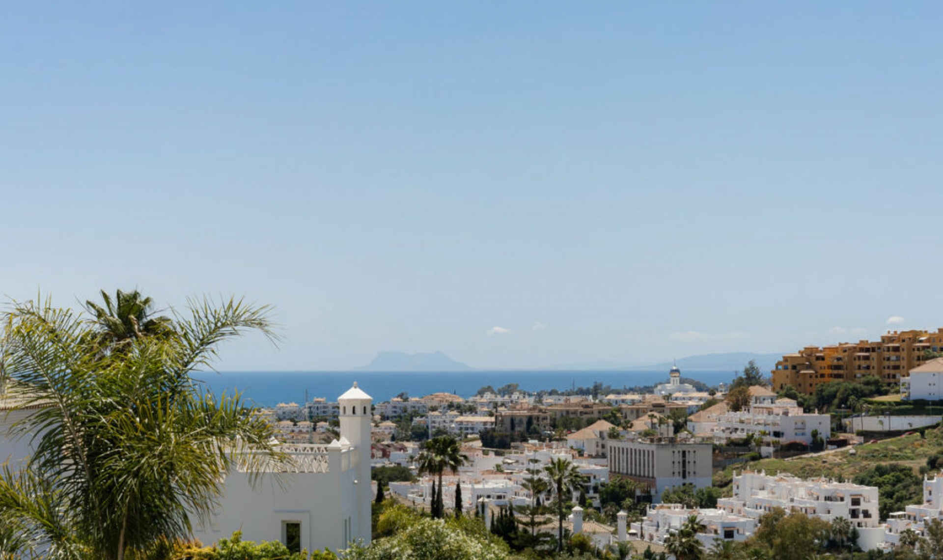 Resale - Apartment -
Estepona