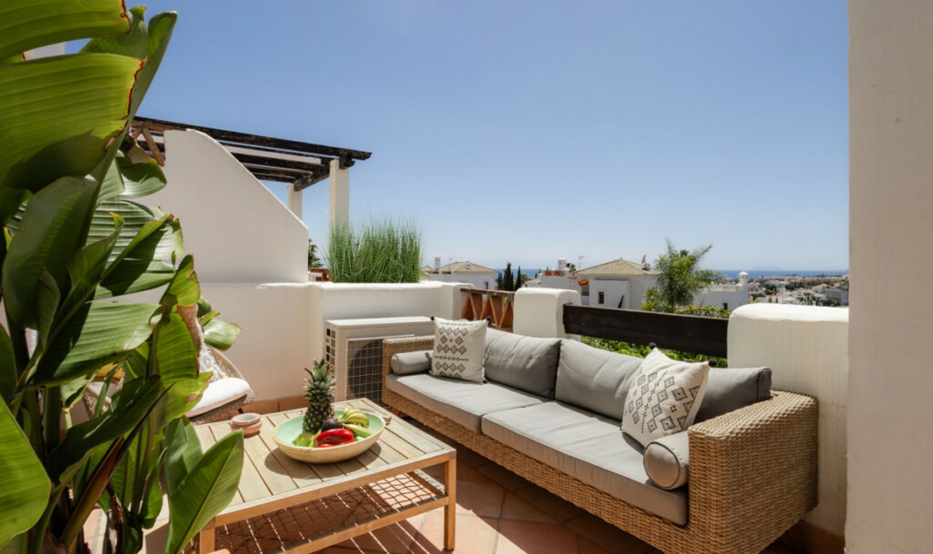 Resale - Apartment -
Estepona