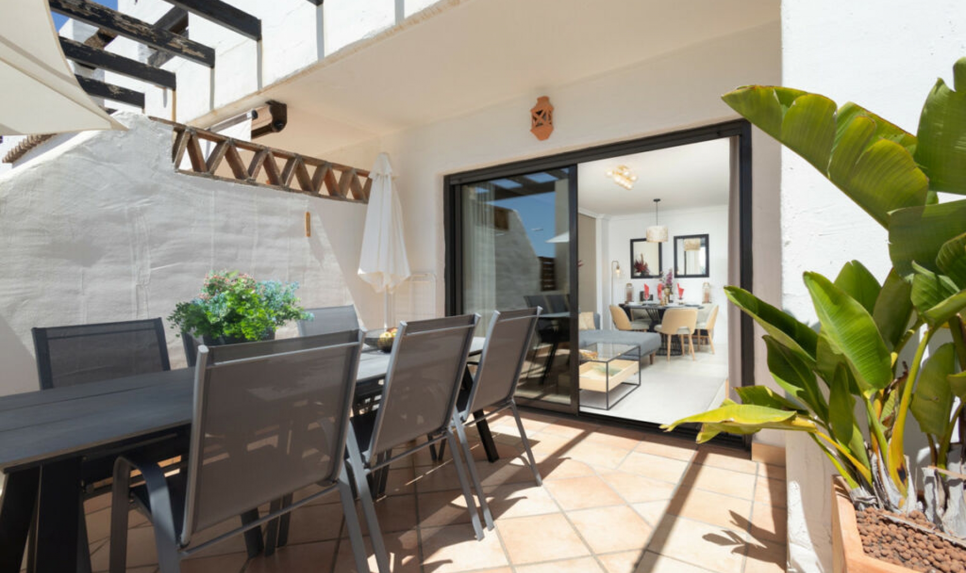 Resale - Apartment -
Estepona