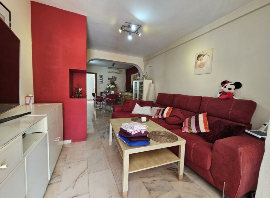 Resale - Apartment -
Estepona