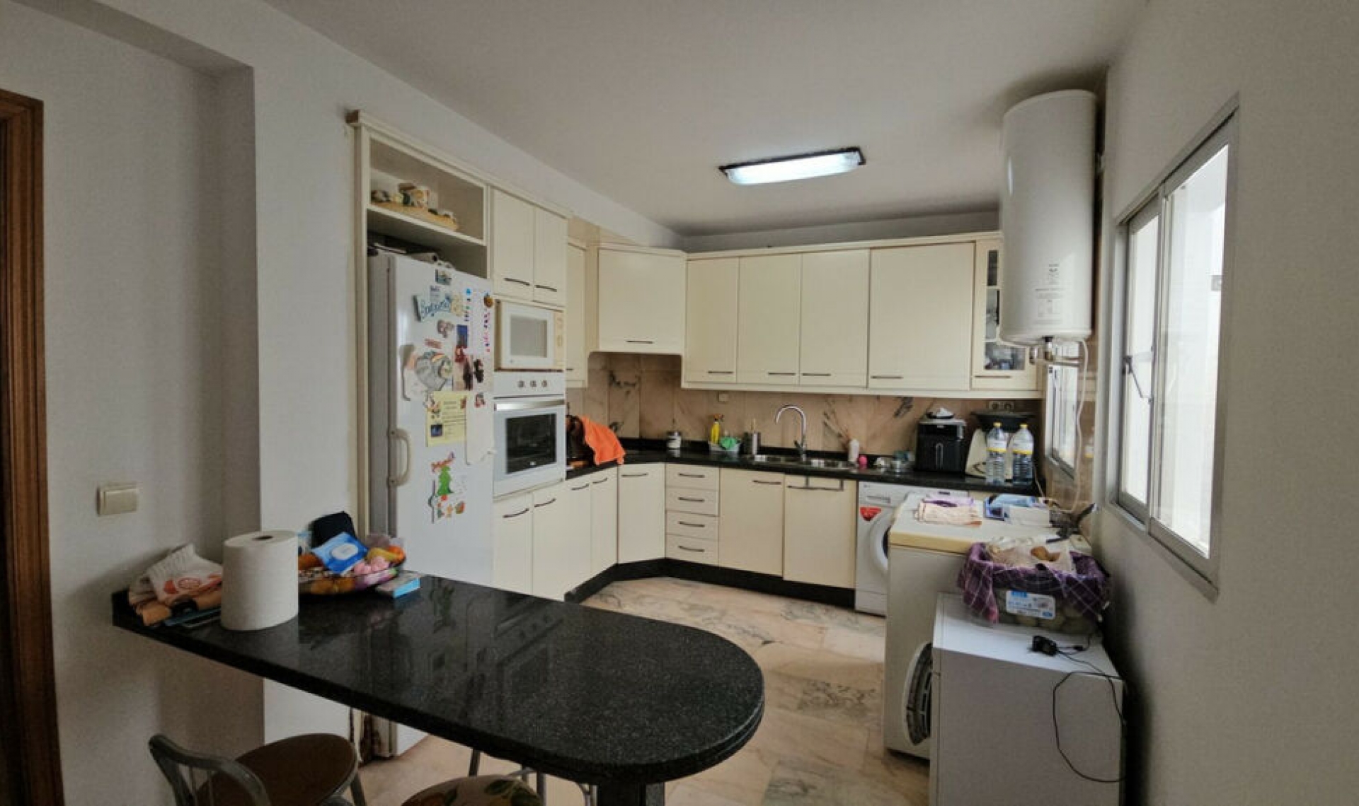 Resale - Apartment -
Estepona