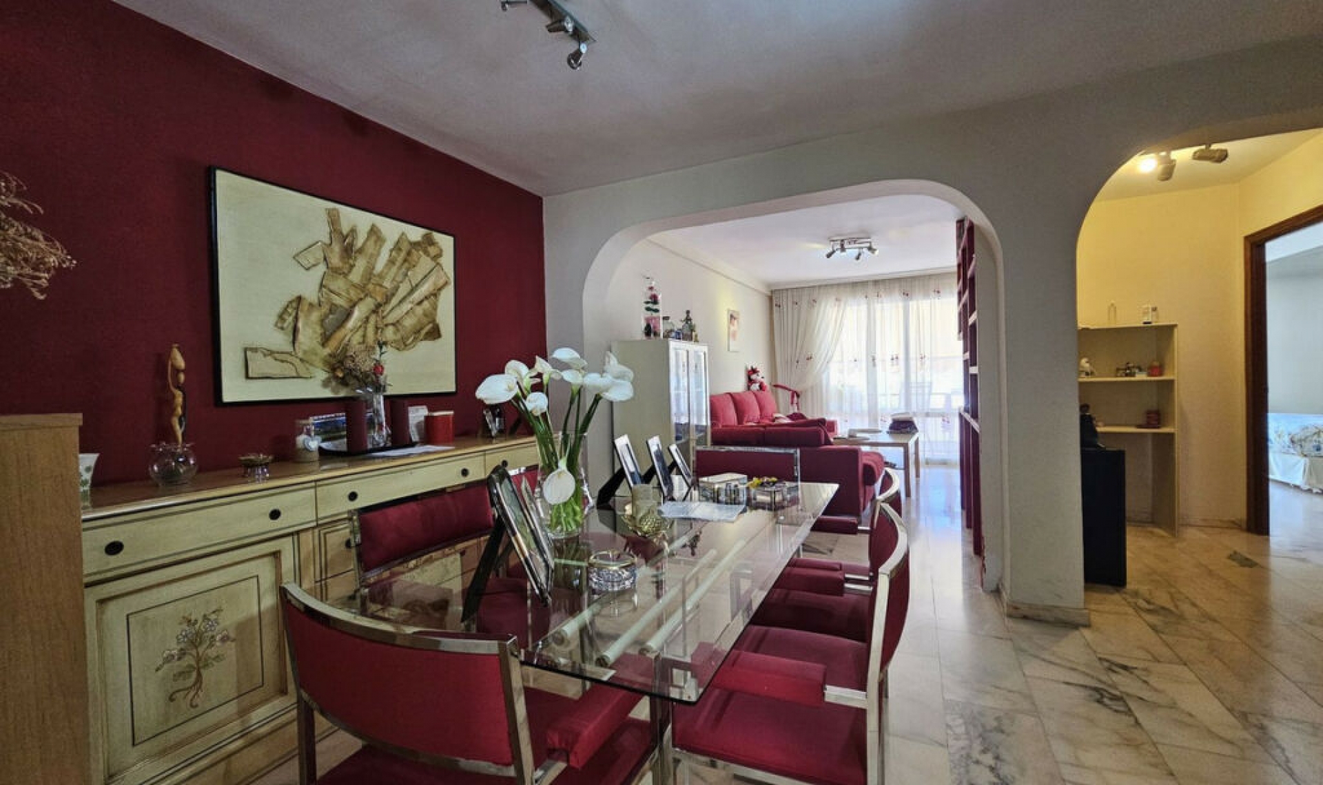 Resale - Apartment -
Estepona