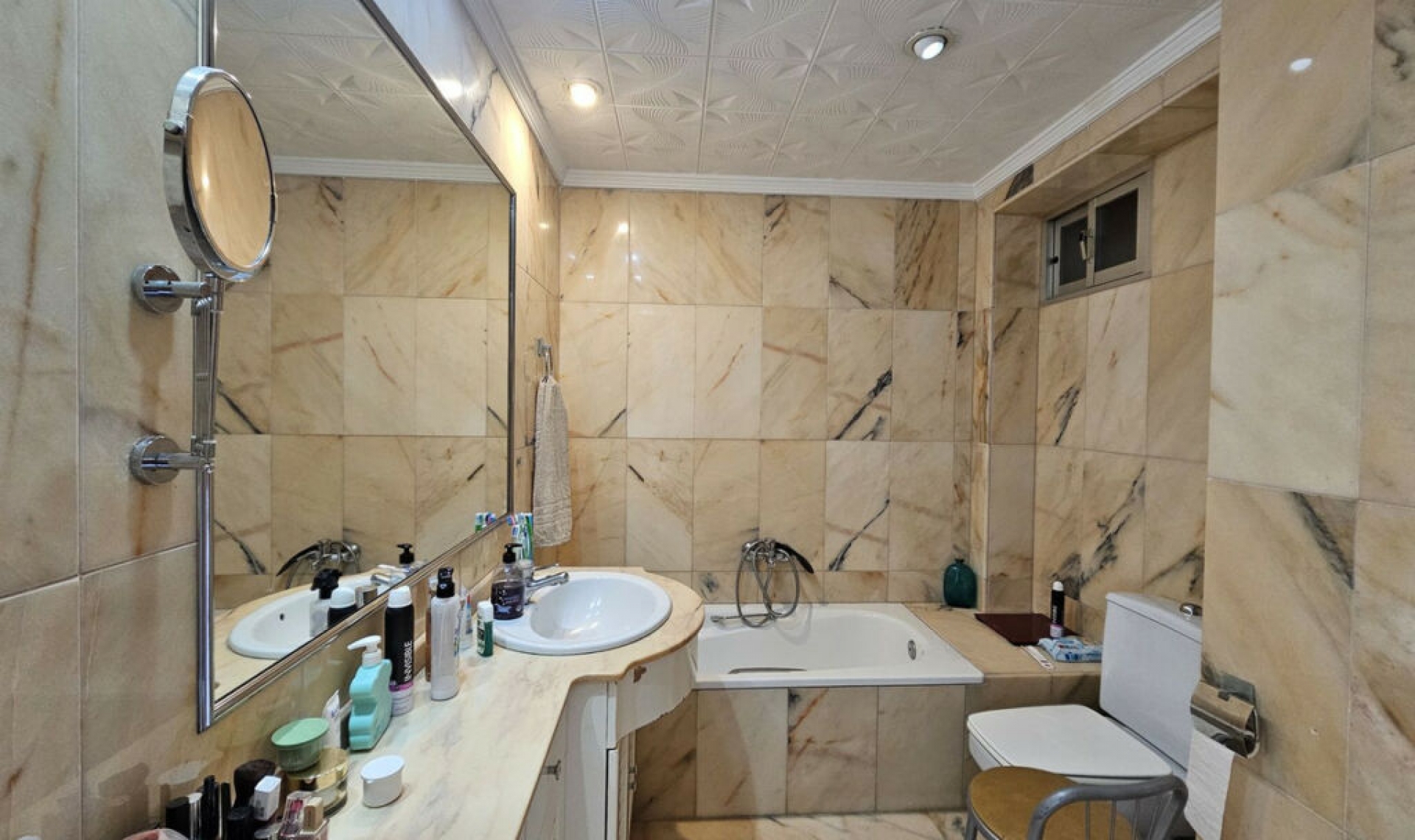 Resale - Apartment -
Estepona