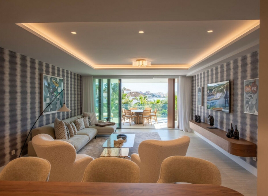 Resale - Apartment -
Estepona