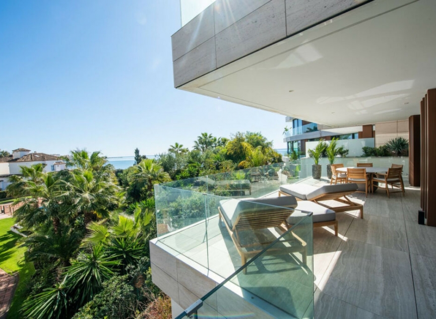 Resale - Apartment -
Estepona