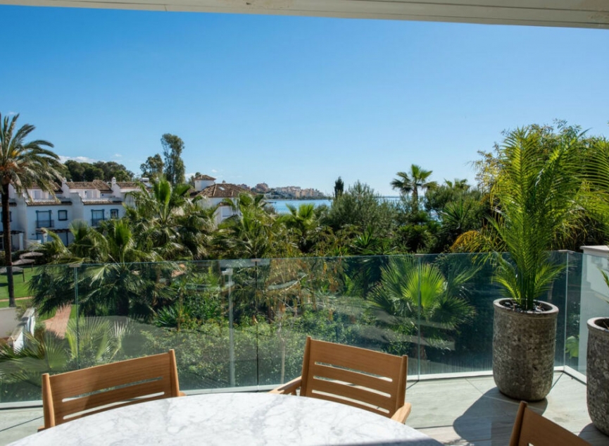 Resale - Apartment -
Estepona