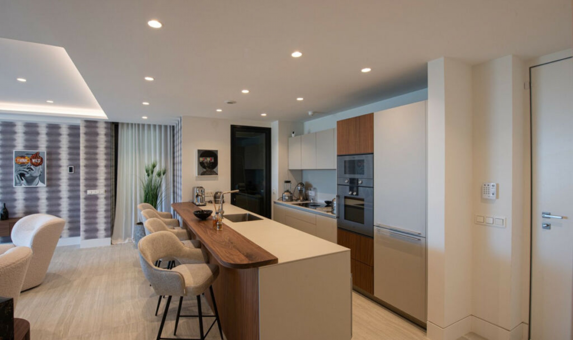 Resale - Apartment -
Estepona