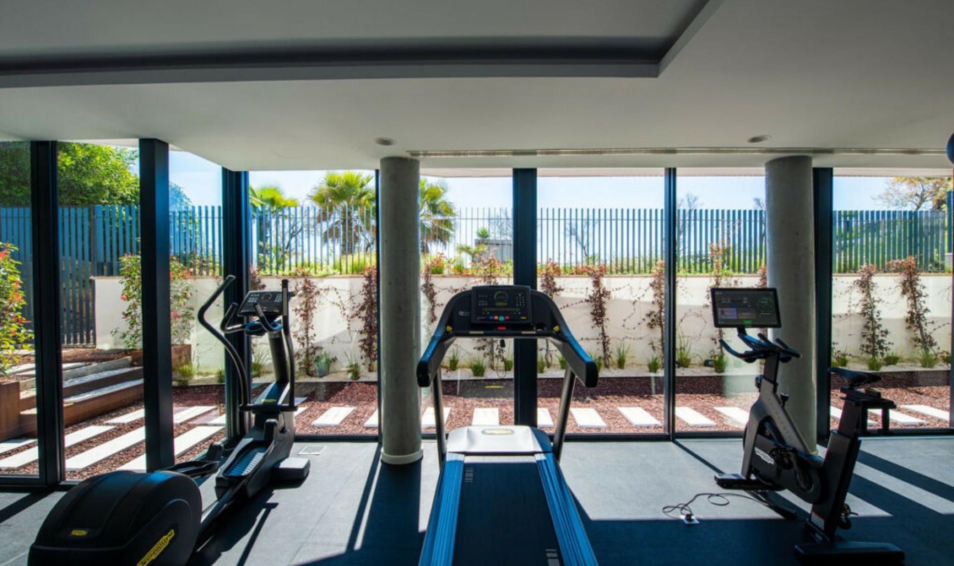 Resale - Apartment -
Estepona