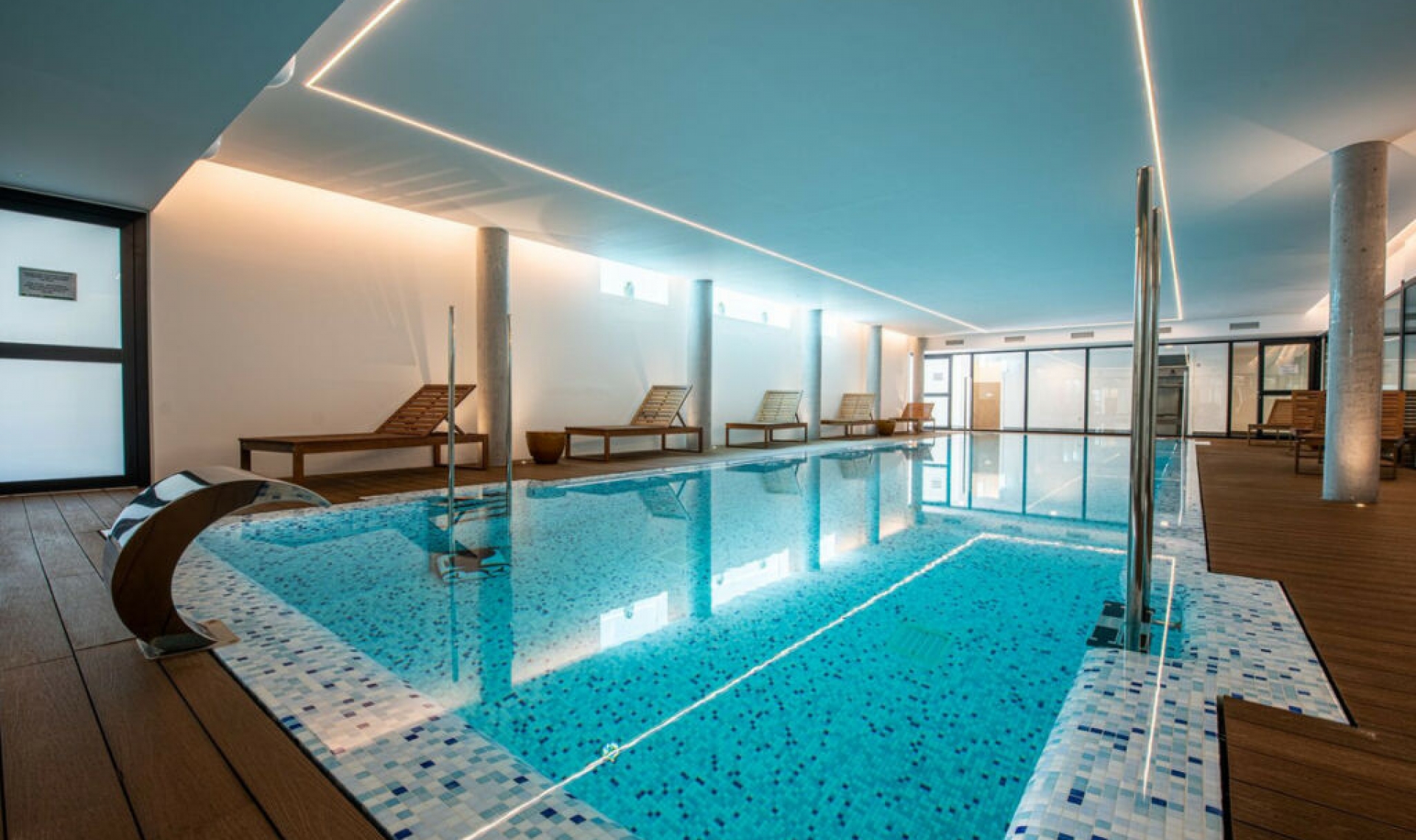 Resale - Apartment -
Estepona