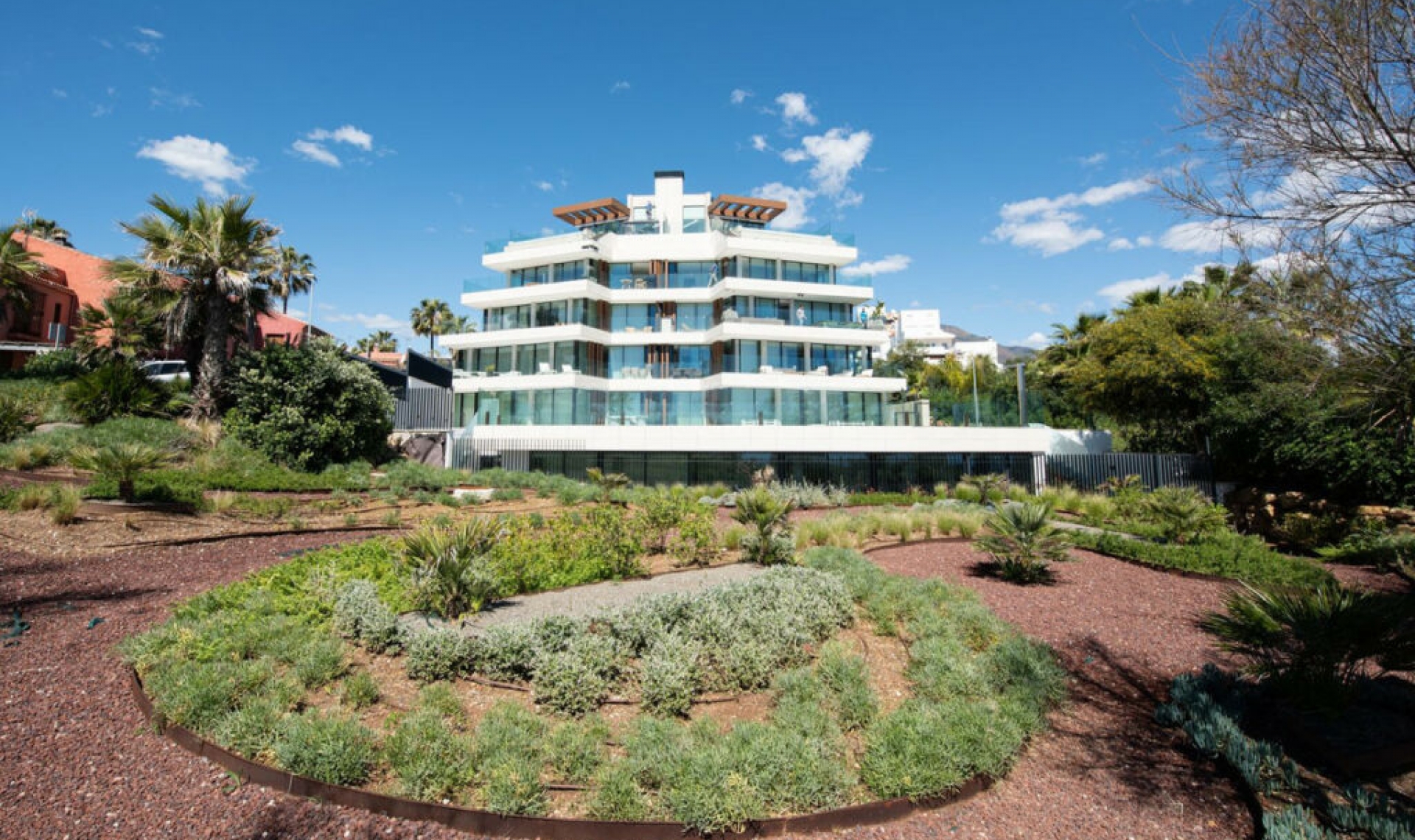 Resale - Apartment -
Estepona