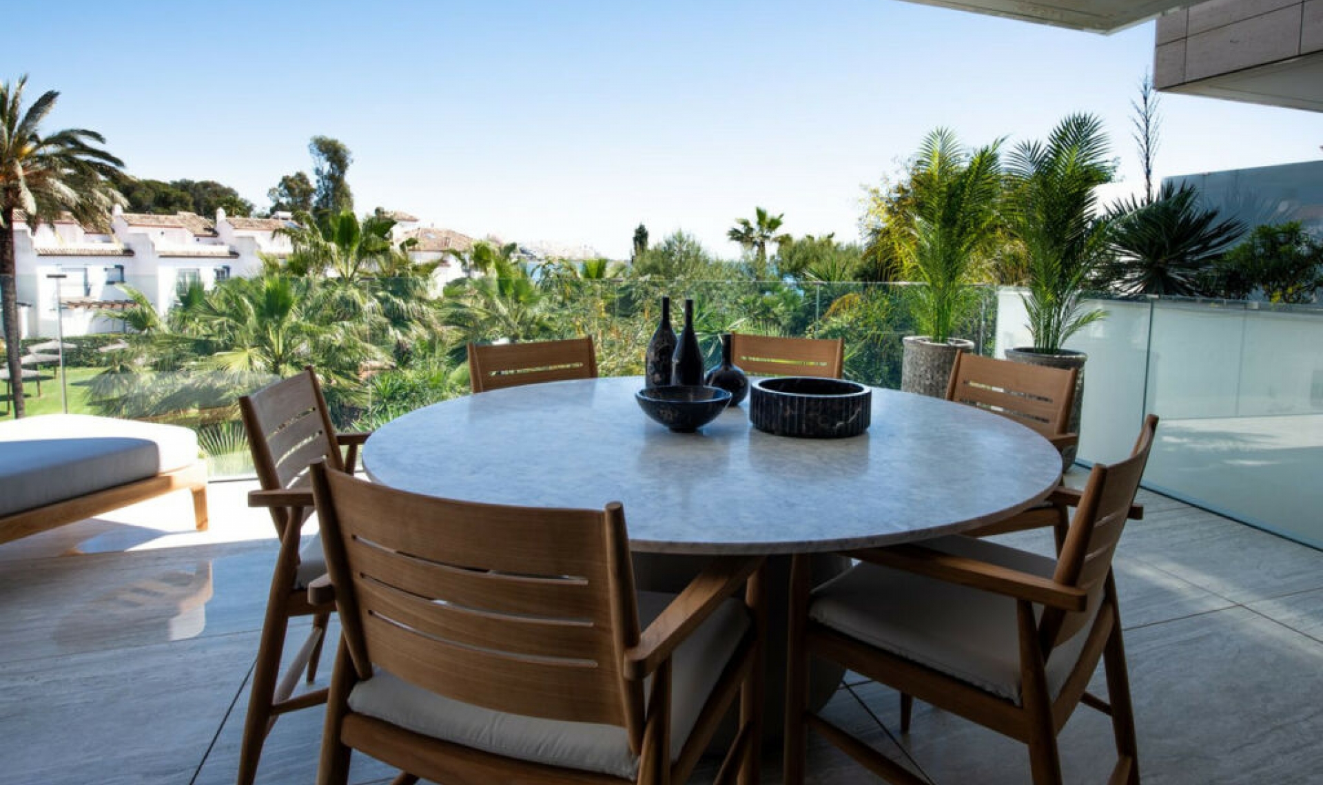 Resale - Apartment -
Estepona