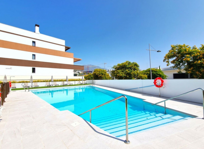 Resale - Apartment -
Estepona