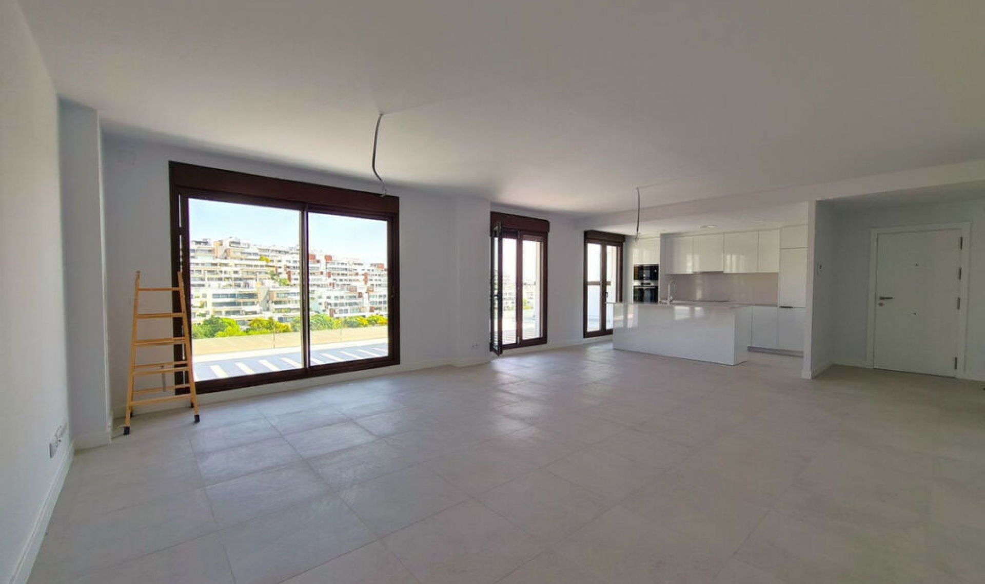 Resale - Apartment -
Estepona