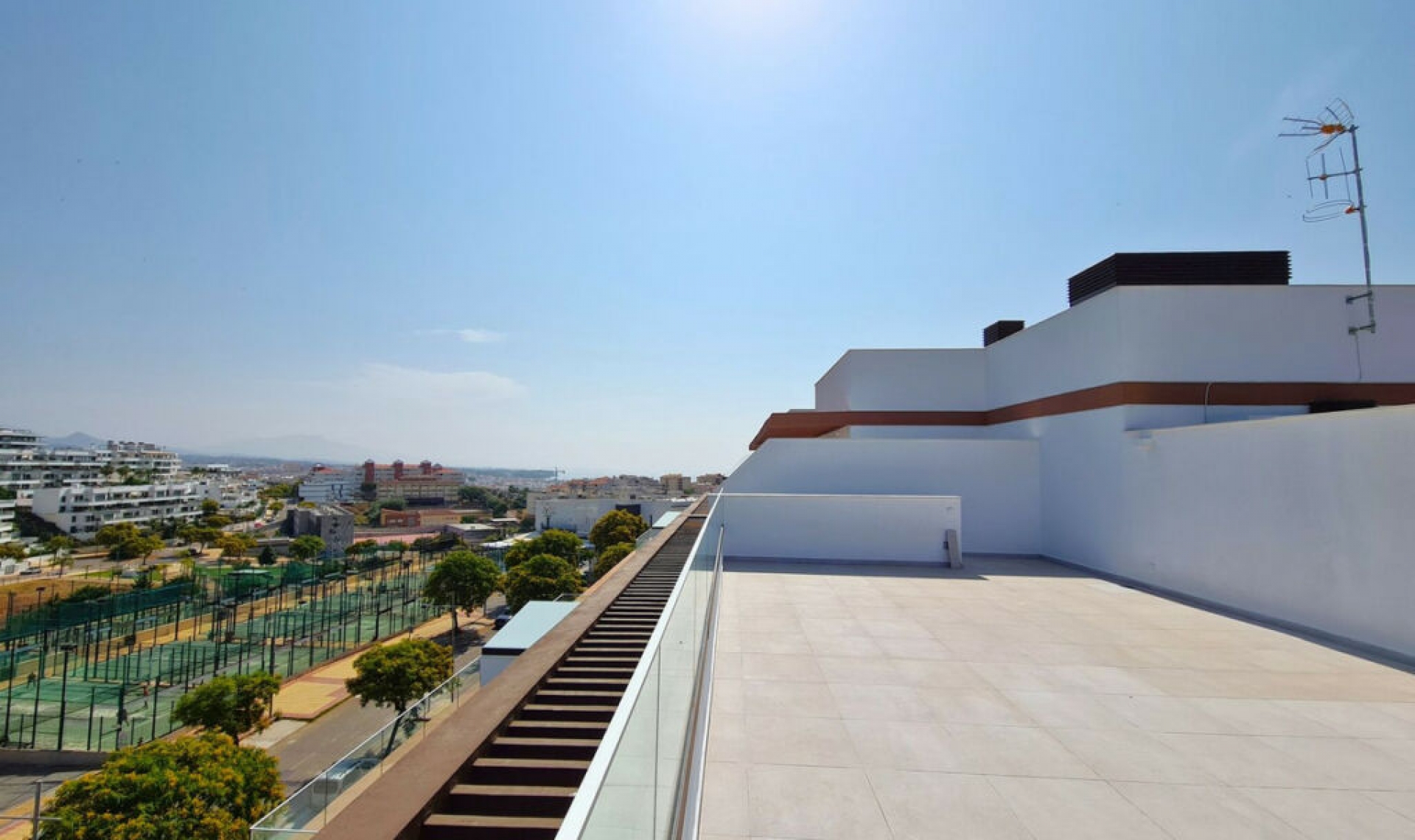 Resale - Apartment -
Estepona