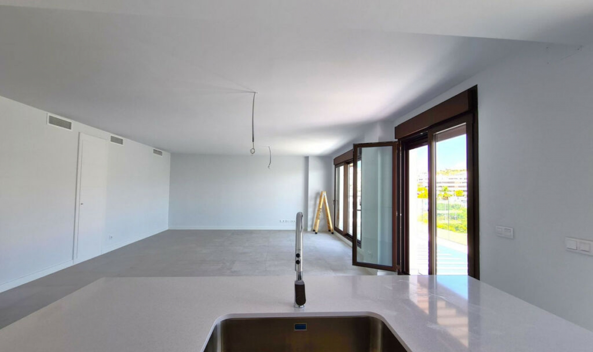 Resale - Apartment -
Estepona