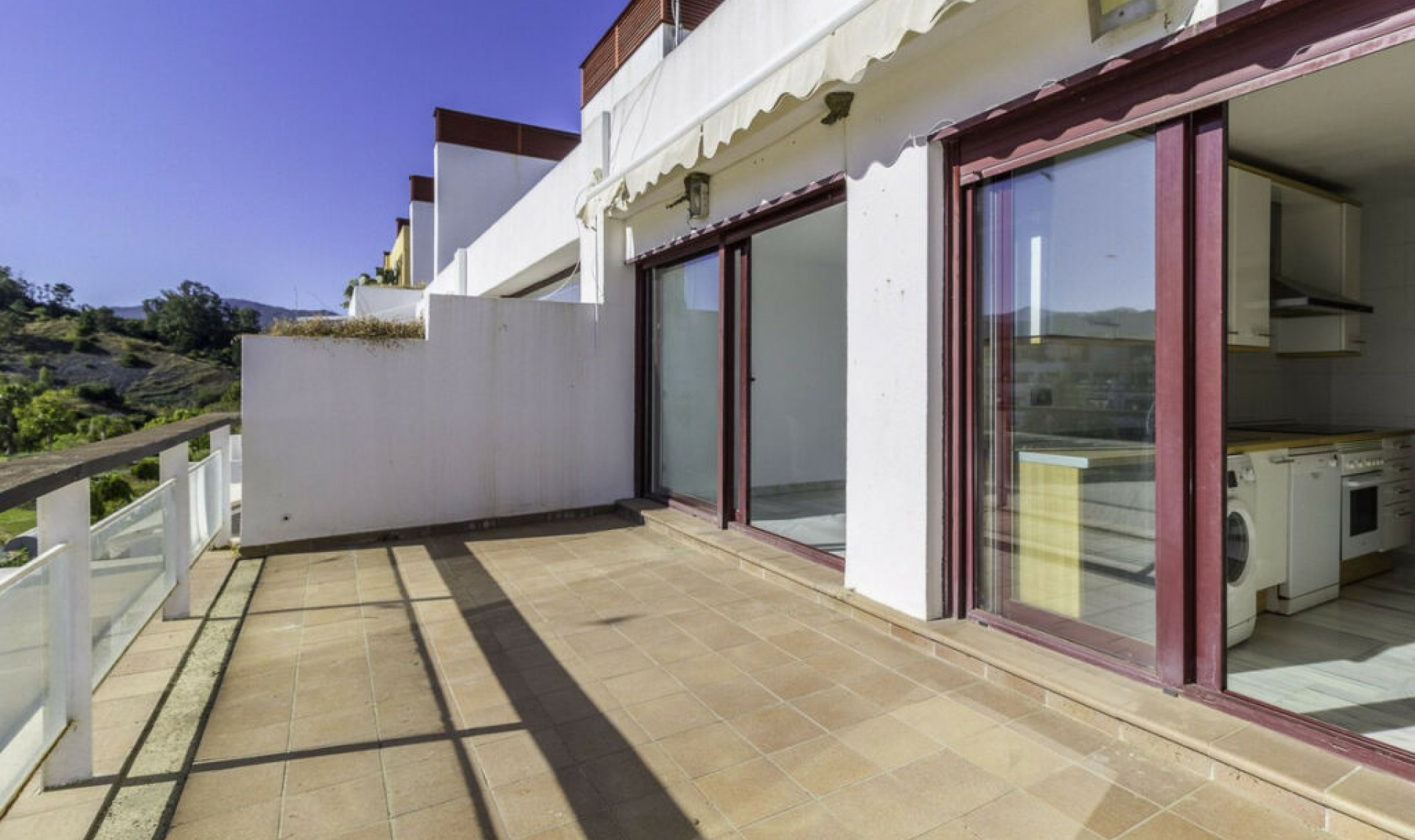 Resale - Apartment -
Estepona