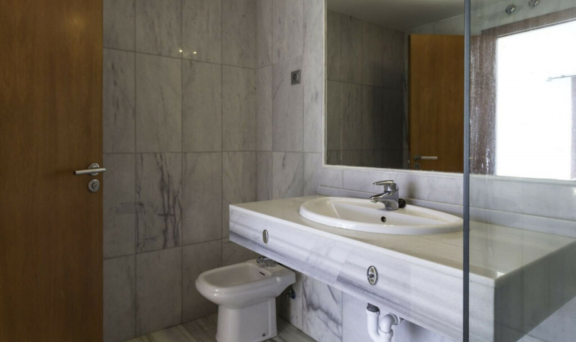 Resale - Apartment -
Estepona