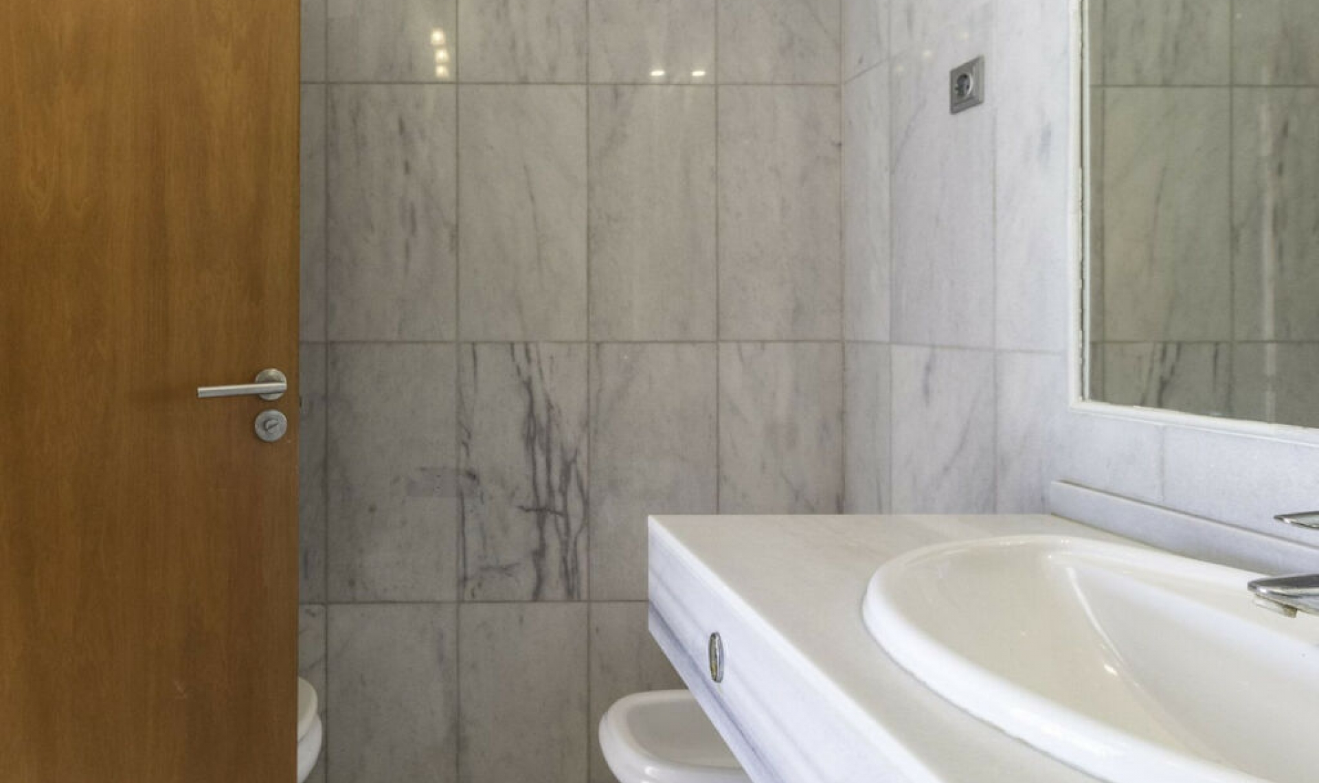 Resale - Apartment -
Estepona