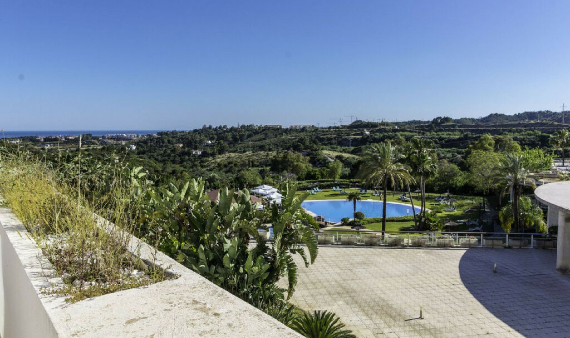 Resale - Apartment -
Estepona