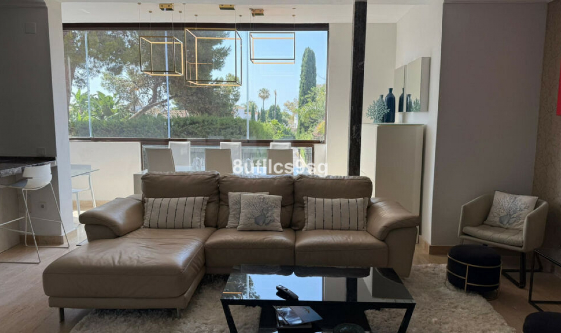 Resale - Apartment -
Estepona